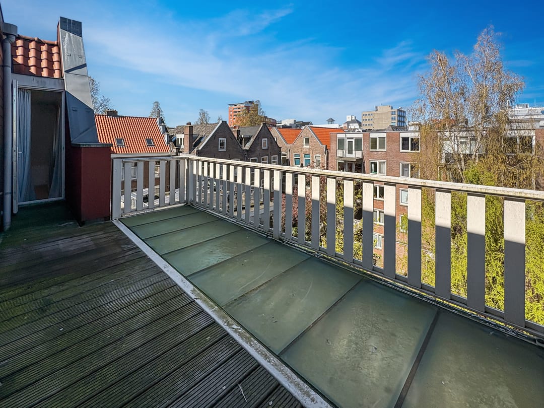 Photo 17 of Gerard Douplein 19-H