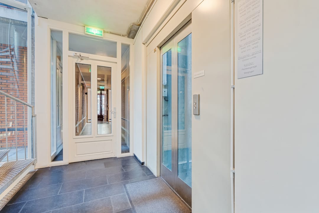 Foto 22 van Rustenburgerstraat 144-A10