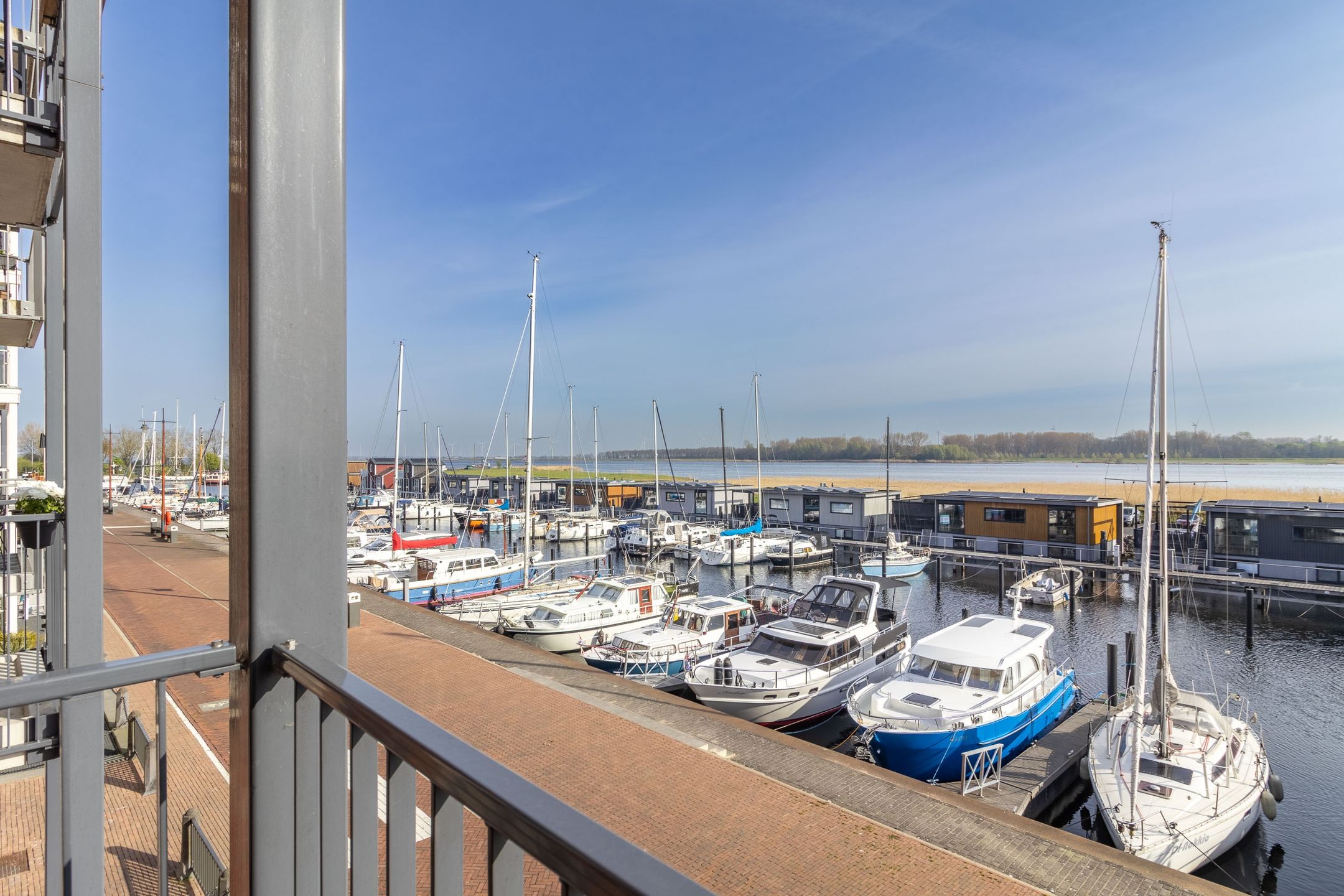 Foto 9 van Zuiderzeeboulevard 69