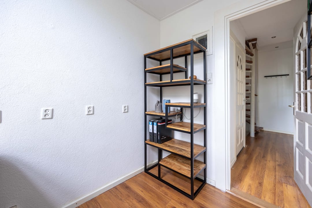 Photo 16 of Heeswijkstraat 87