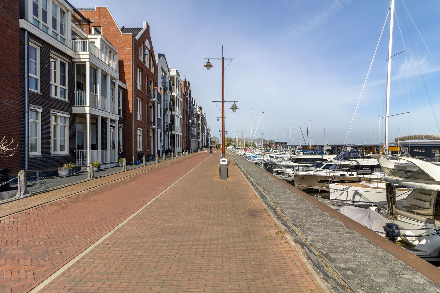 Foto 49 van Zuiderzeeboulevard 69