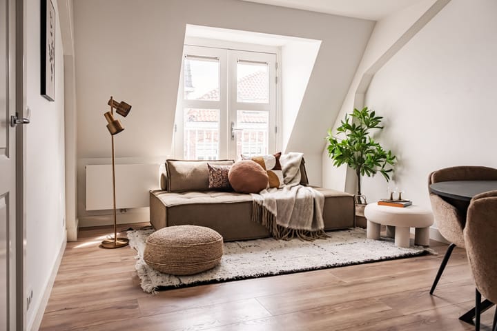 Photo 2 of Kloosterstraat 13-D