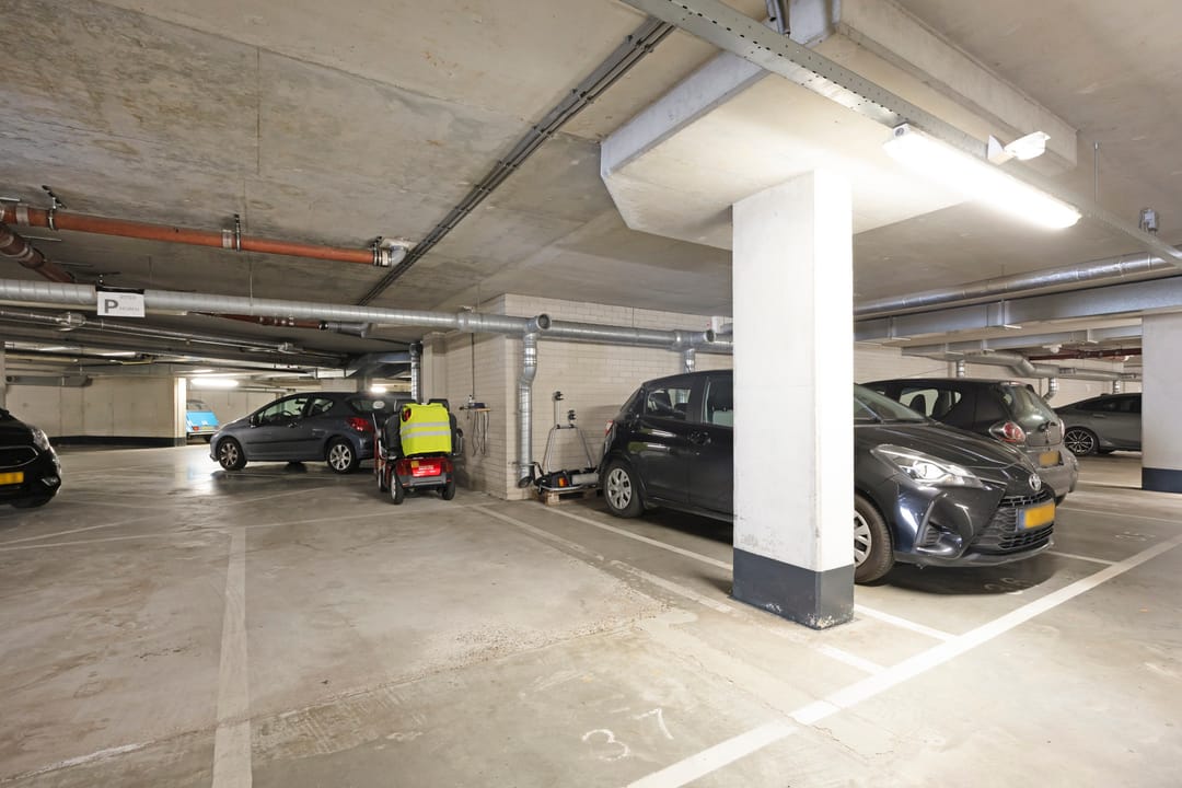 Foto 31 van Spoorlaan 33