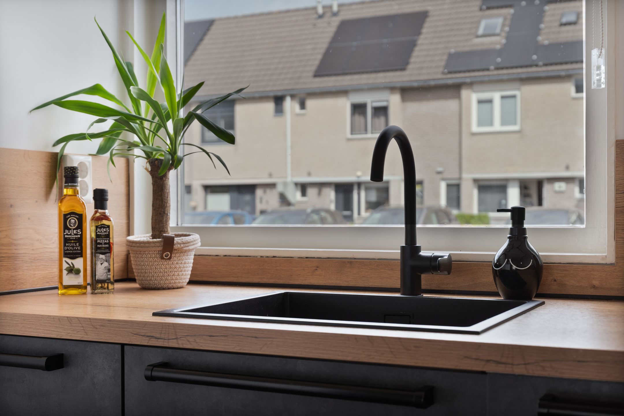 Move-in Ready 4-Bedroom Family Home in Almere Muziekwijk — 21