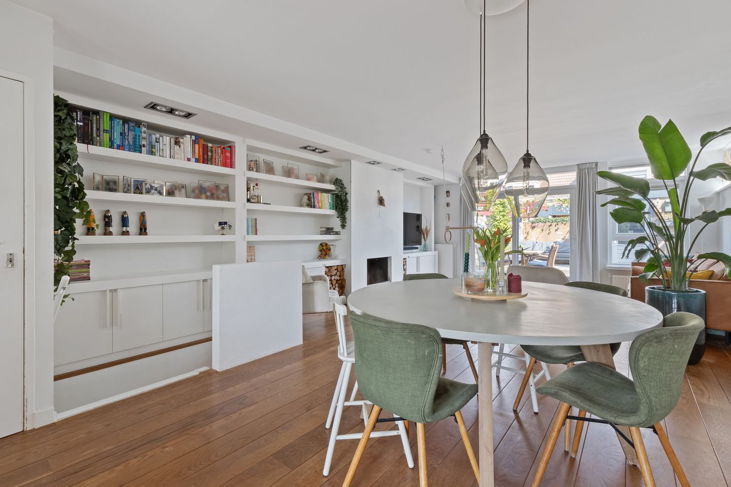 Foto 5 van Waterhoen 8