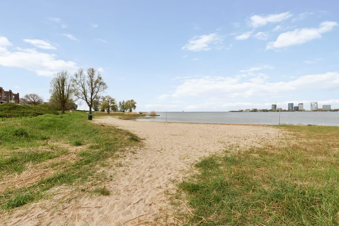 Foto 37 van Waterhoen 8