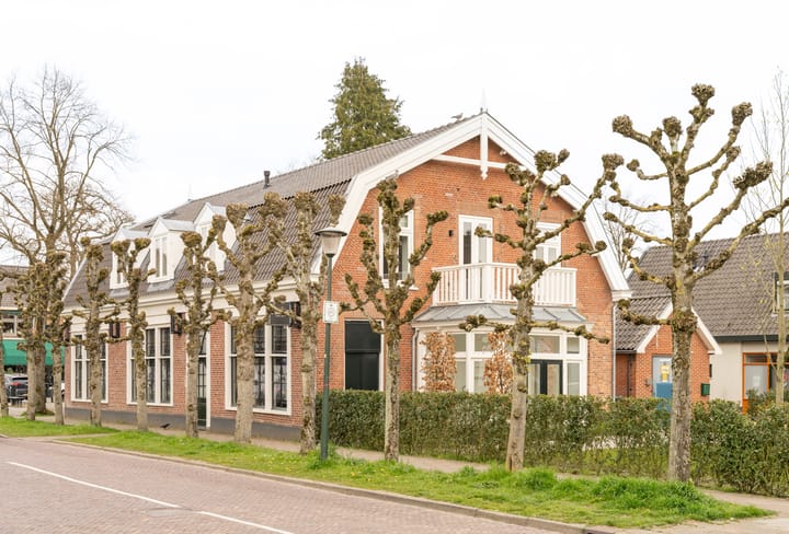 Photo 2 of Schoolstraat 1