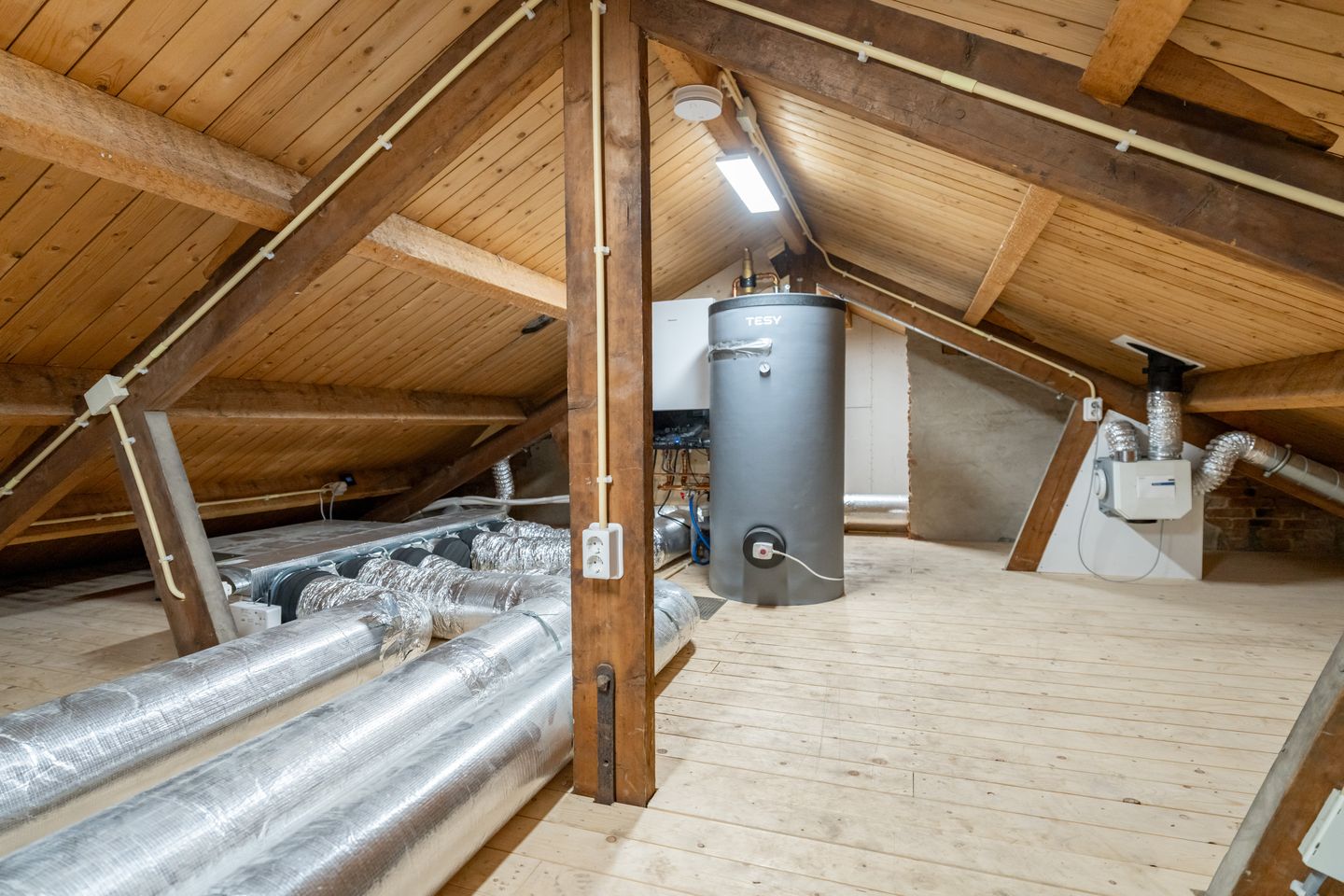 Foto 44 van Schoolstraat 1