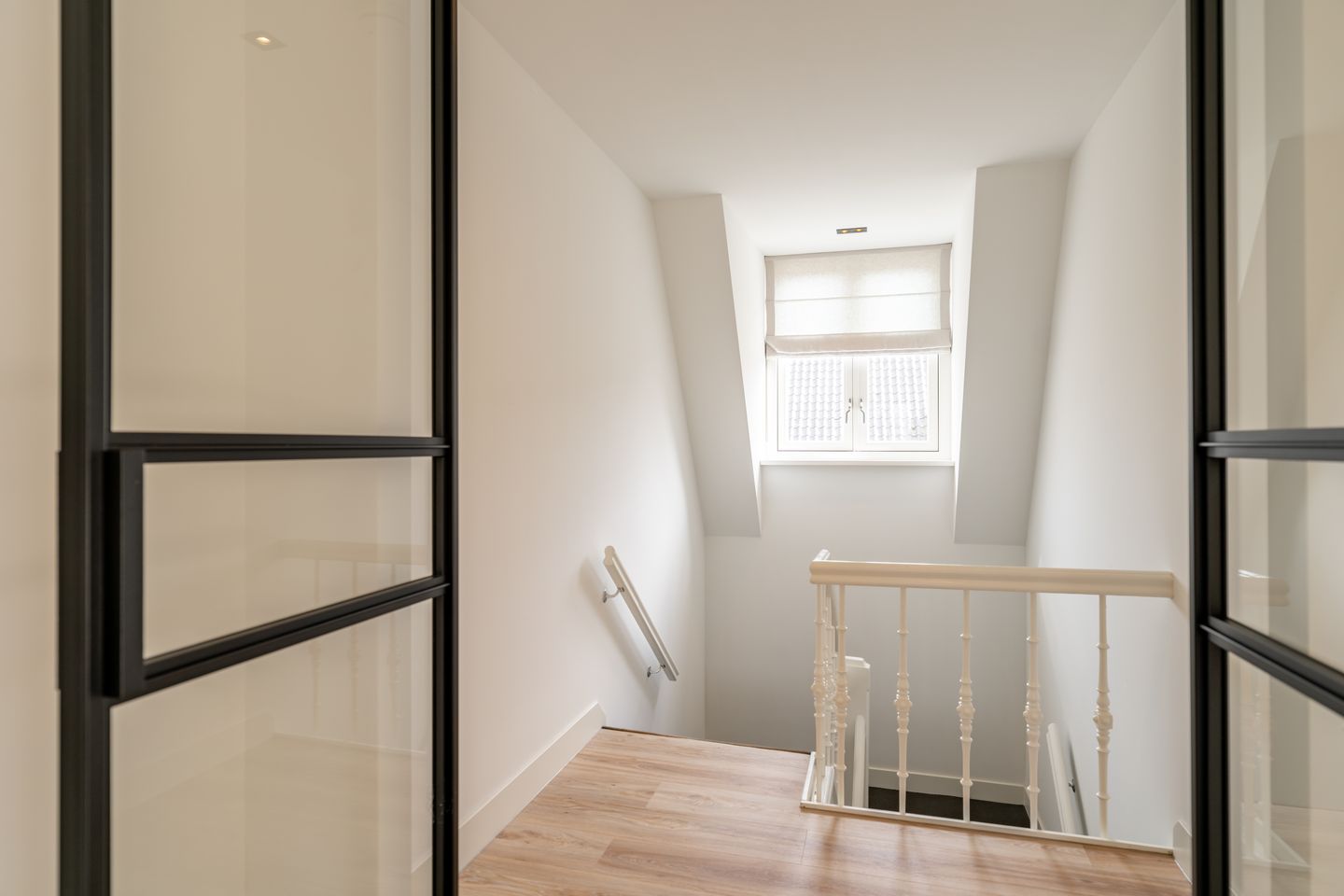 Foto 5 van Schoolstraat 1