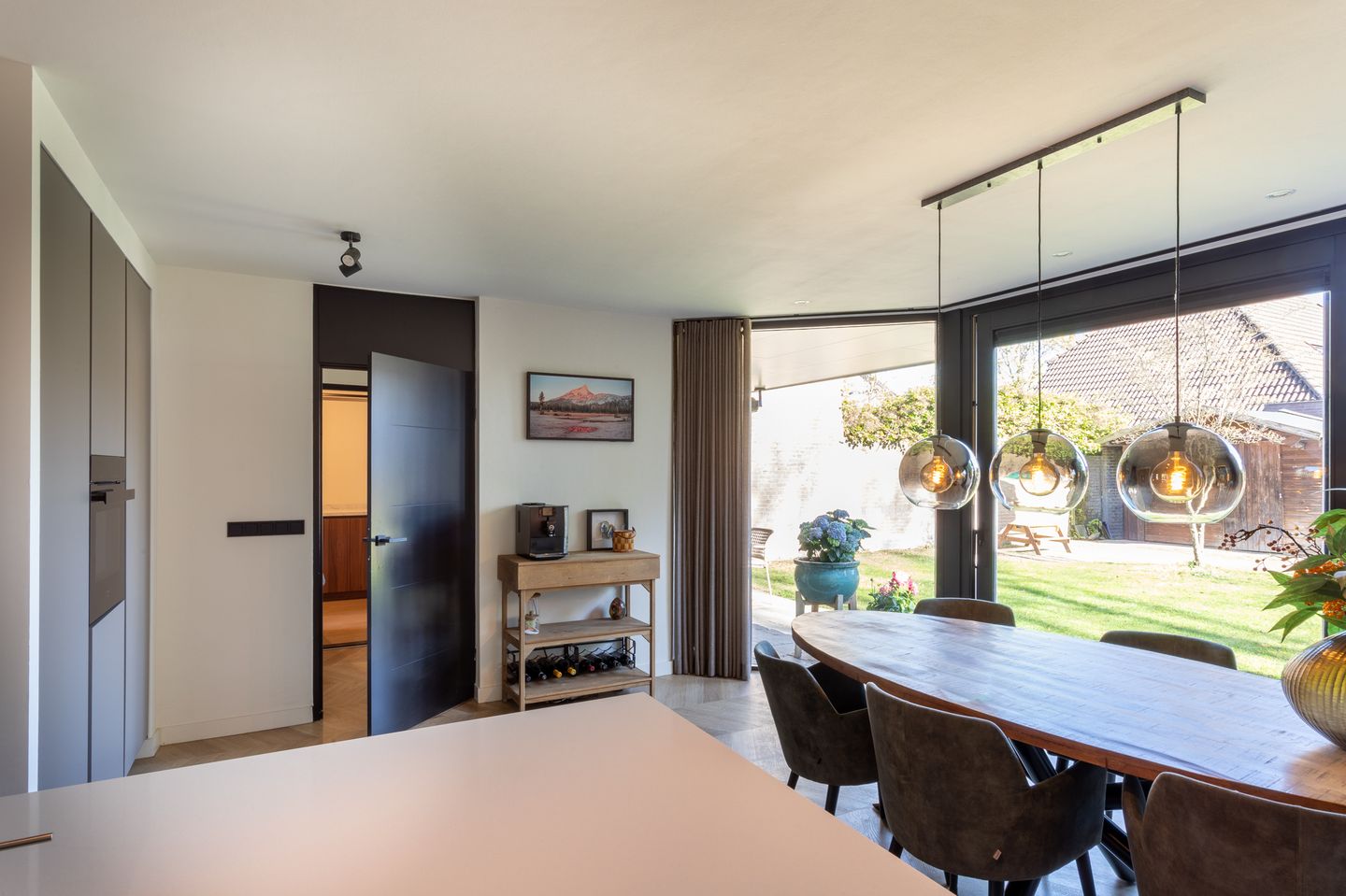 Foto 10 van van Ommerenstraat 47