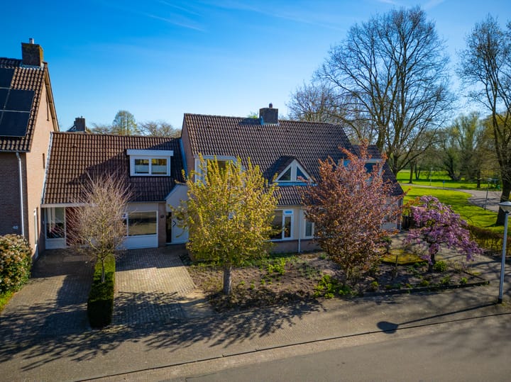 Foto 2 van van Ommerenstraat 47