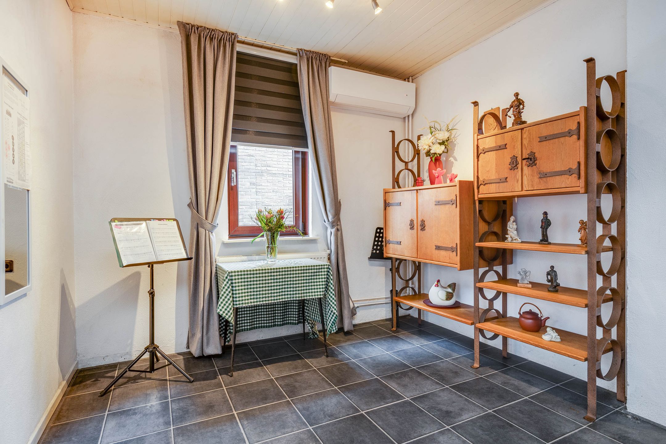 Foto 6 van Millenerstraat 34