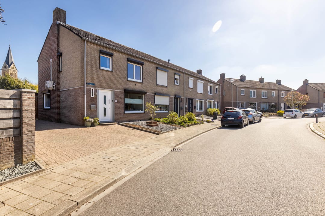 Photo 7 of Velgraafweg 54