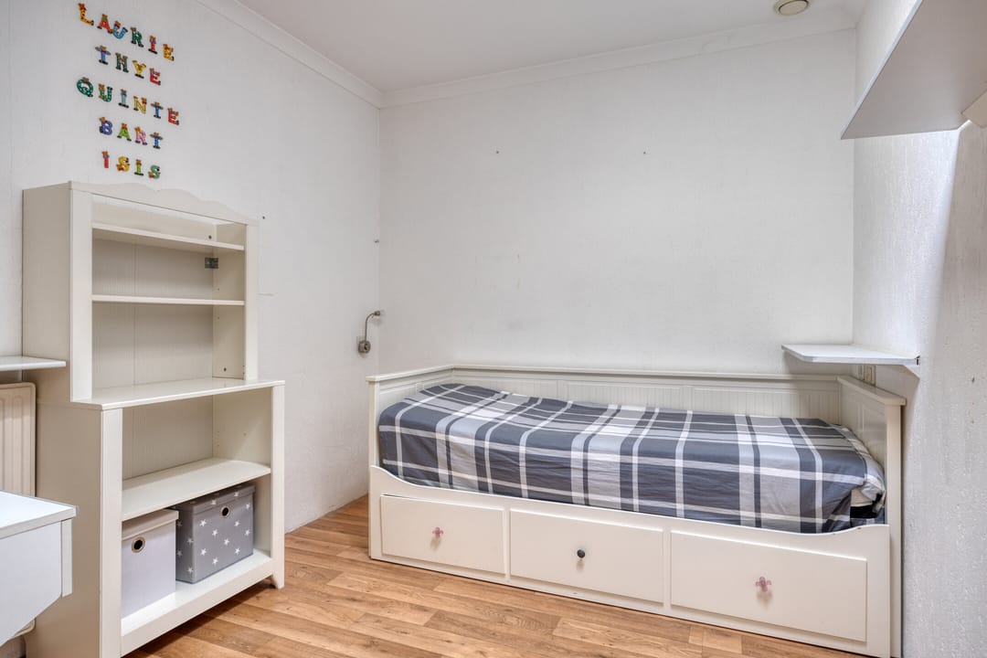 Photo 28 of Van Vurenstraat 8