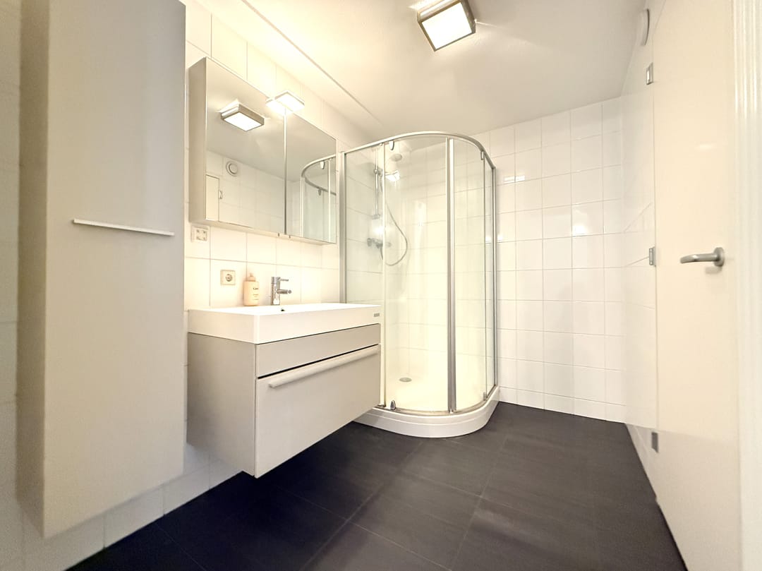 Photo 17 of Tweede Weteringdwarsstraat 51-B