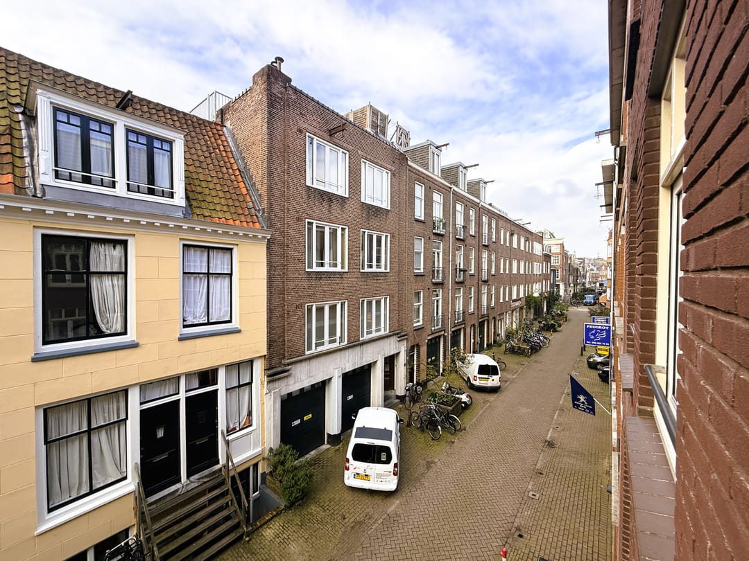 Photo 11 of Tweede Weteringdwarsstraat 51-B