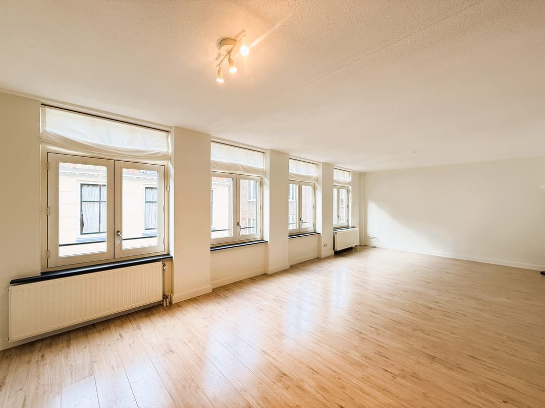 Photo 8 of Tweede Weteringdwarsstraat 51-B