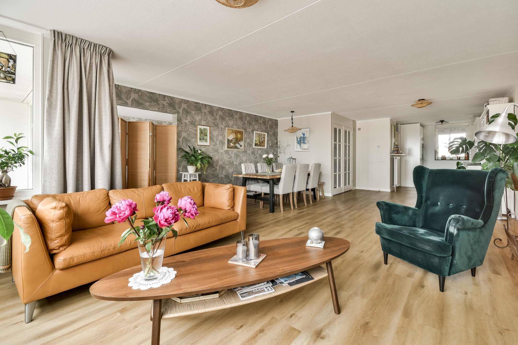 Foto 12 van Stationsplein 13-F4