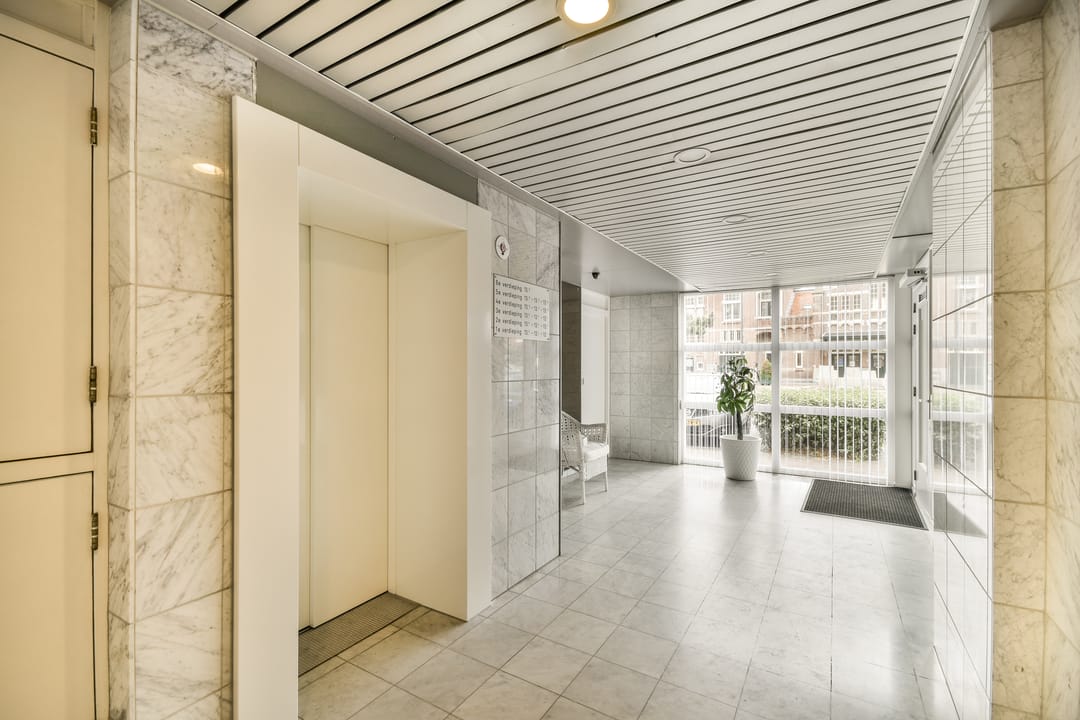 Foto 7 van Stationsplein 13-F4