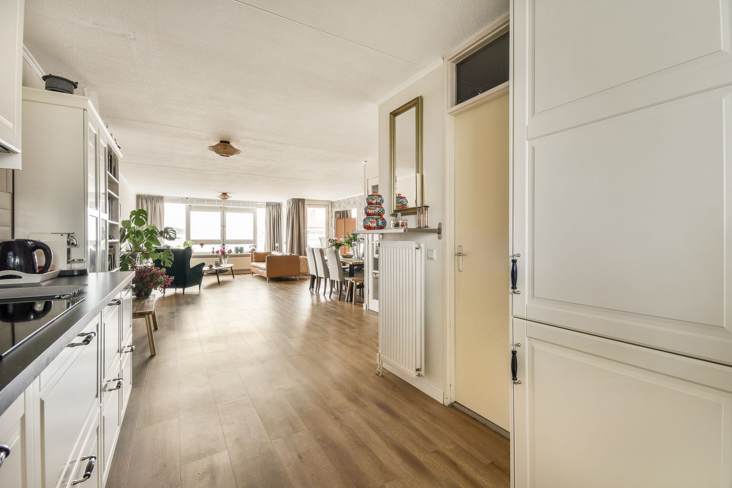 Foto 19 van Stationsplein 13-F4