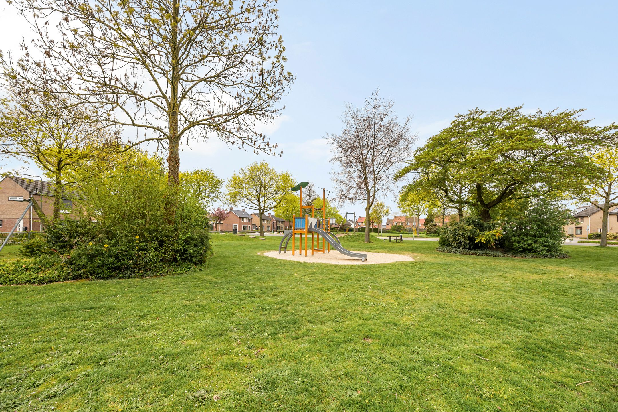 Foto 30 van Daelenbroekweg 8