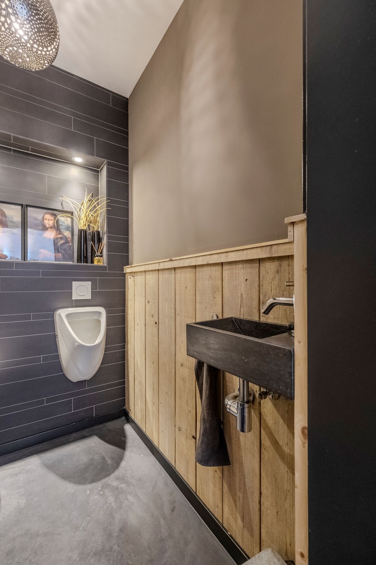 Foto 59 van Uithuizerweg 17