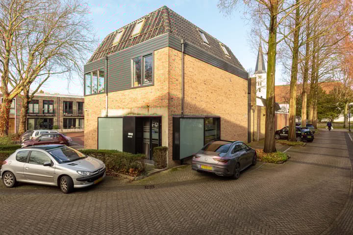 Raadhuisplein 3, Heiloo