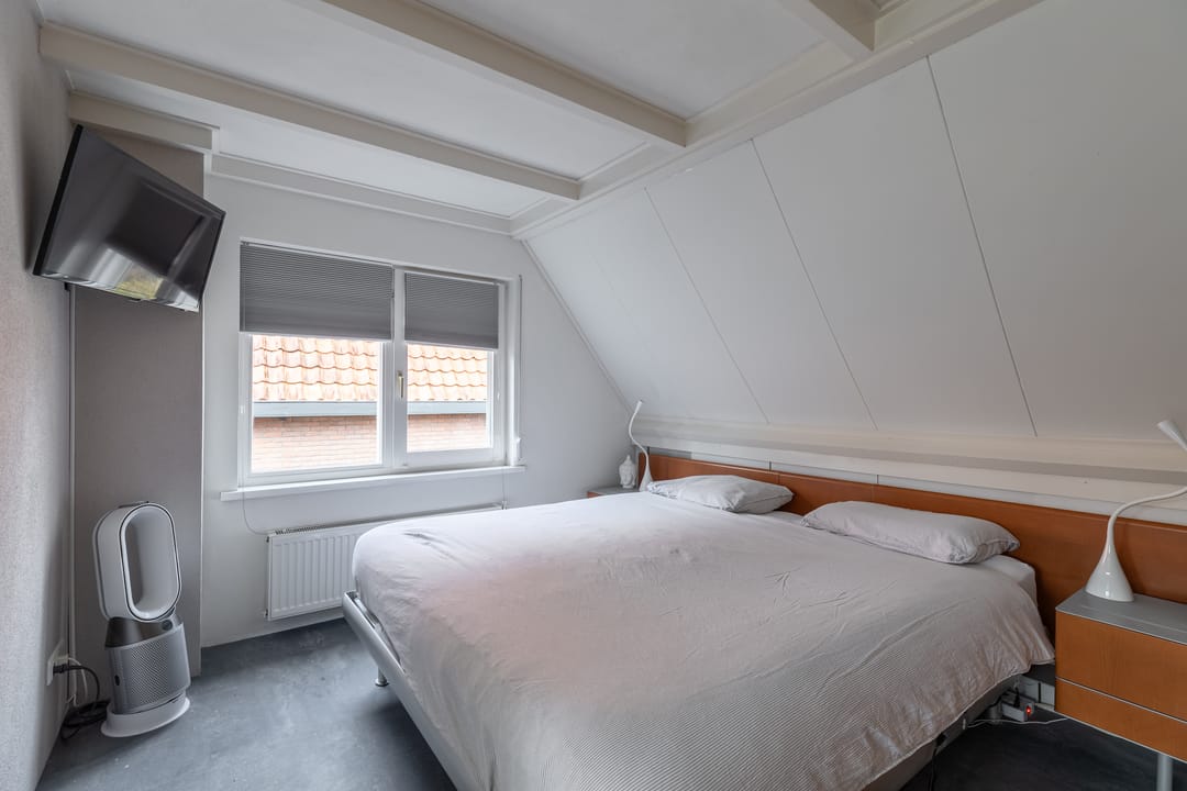 Photo 32 of Bergeonstraat 8