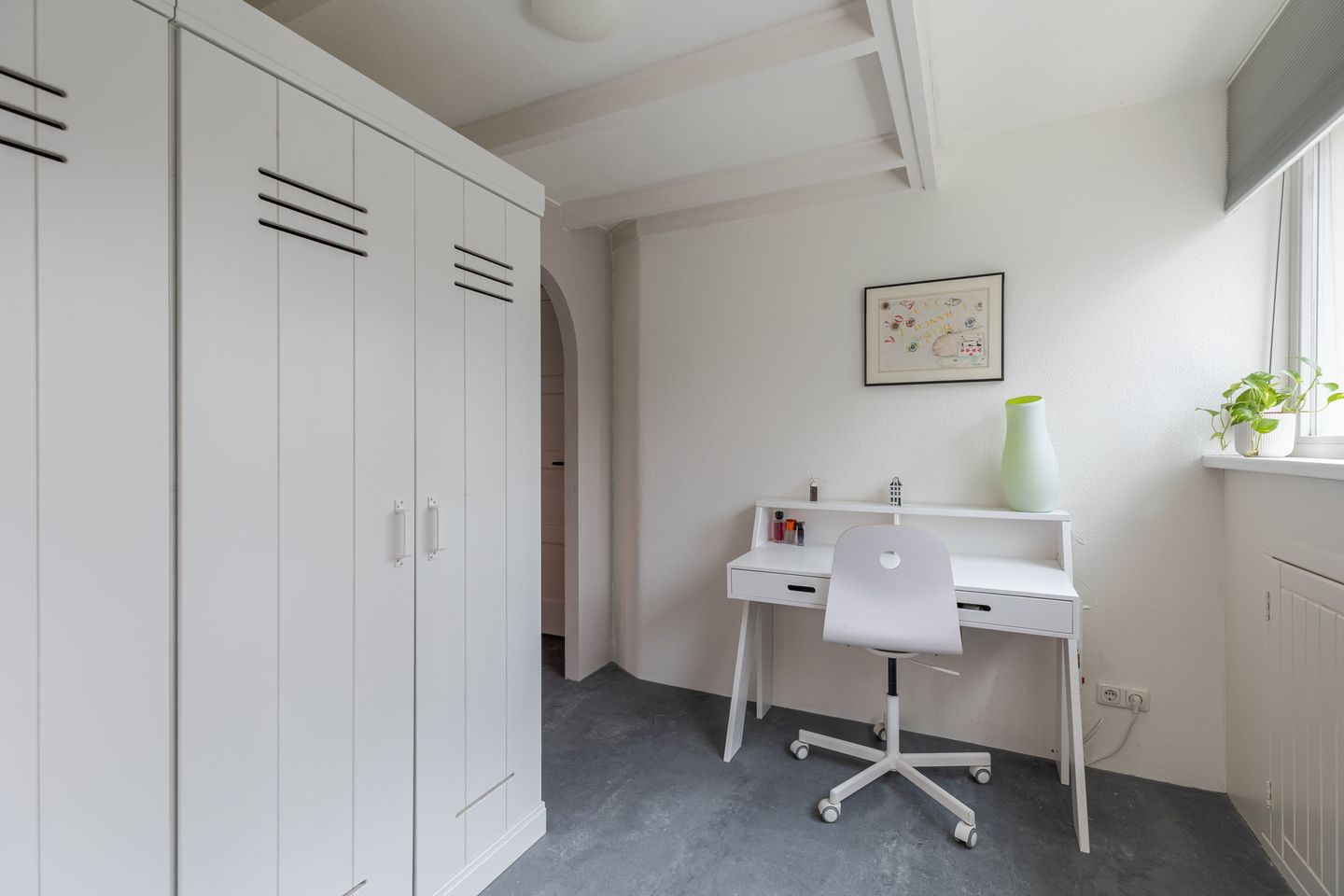 Photo 34 of Bergeonstraat 8