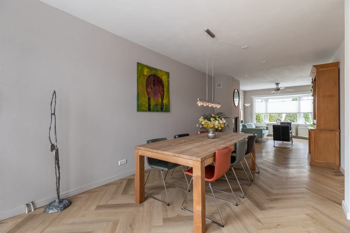 Photo 2 of Bergeonstraat 8