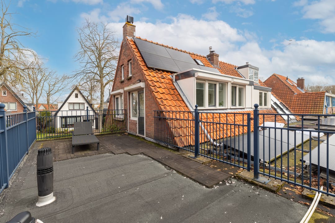 Photo 38 of Bergeonstraat 8