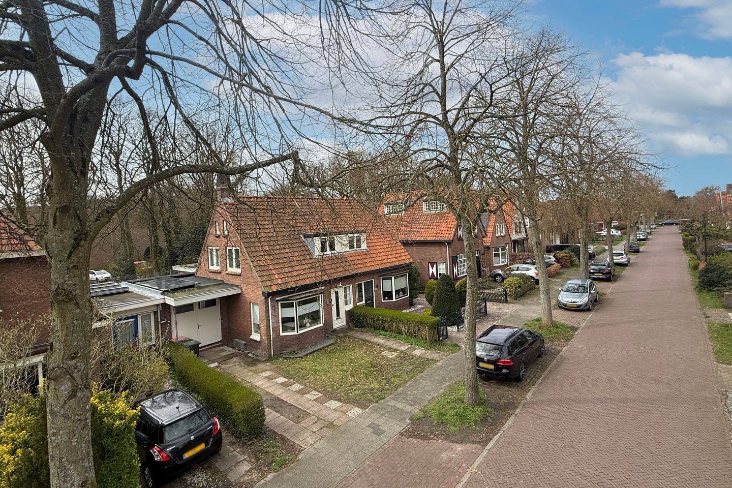 Photo 44 of Bergeonstraat 8