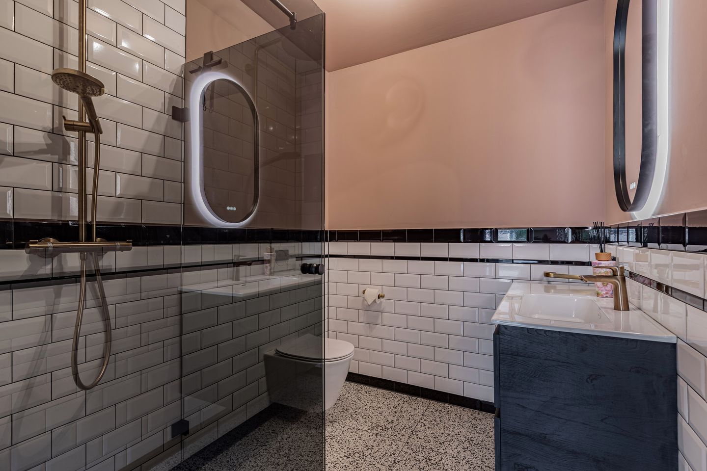 Foto 19 van Kerkstraat 1