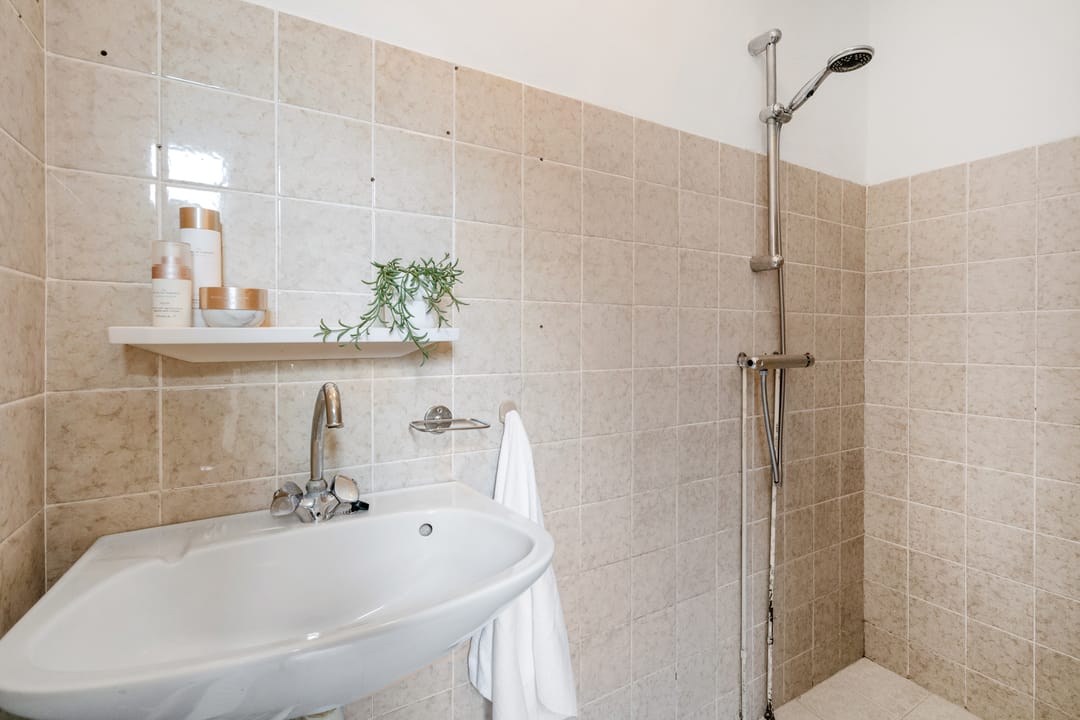 Foto 17 van Tjibbe Knolstraat 42