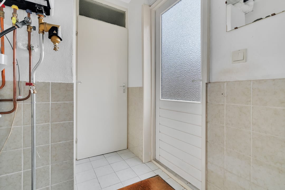 Foto 16 van Tjibbe Knolstraat 42