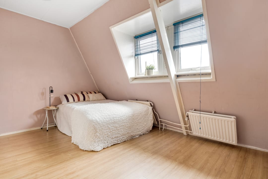 Foto 22 van Tjibbe Knolstraat 42