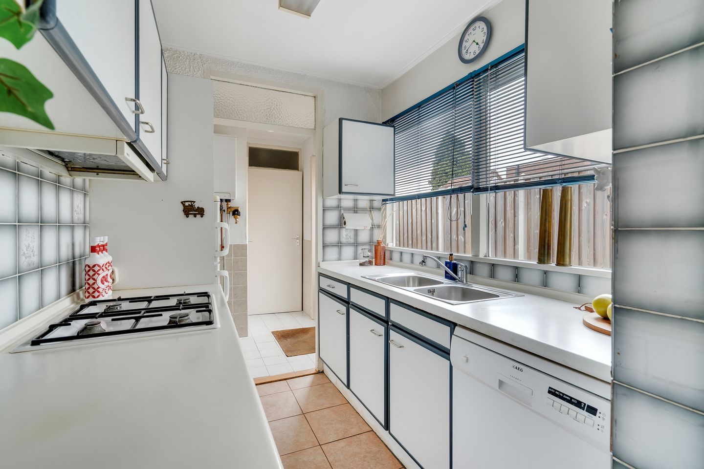 Foto 14 van Tjibbe Knolstraat 42