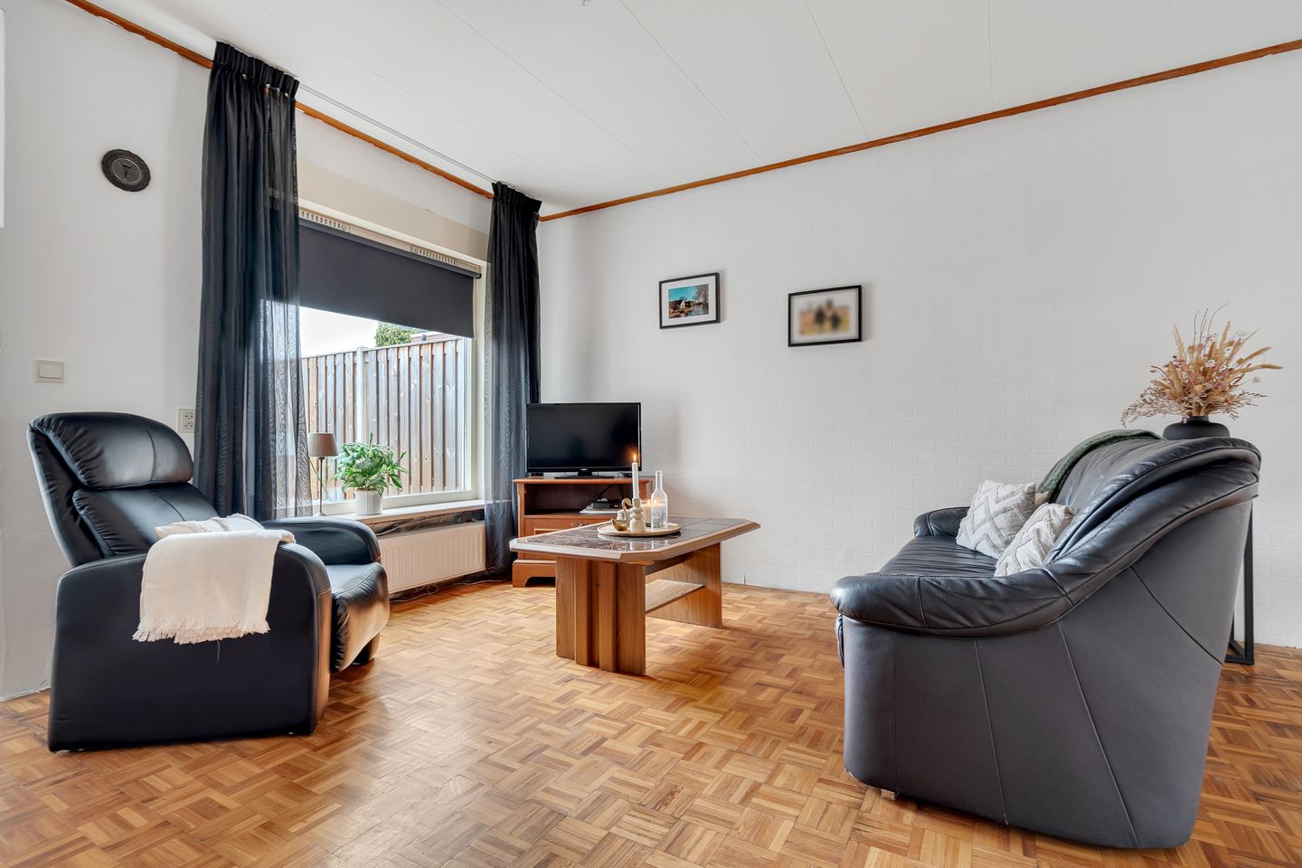 Foto 5 van Tjibbe Knolstraat 42