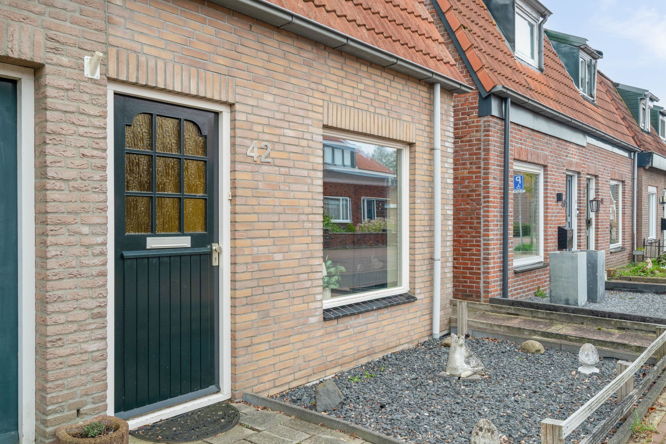 Foto 33 van Tjibbe Knolstraat 42