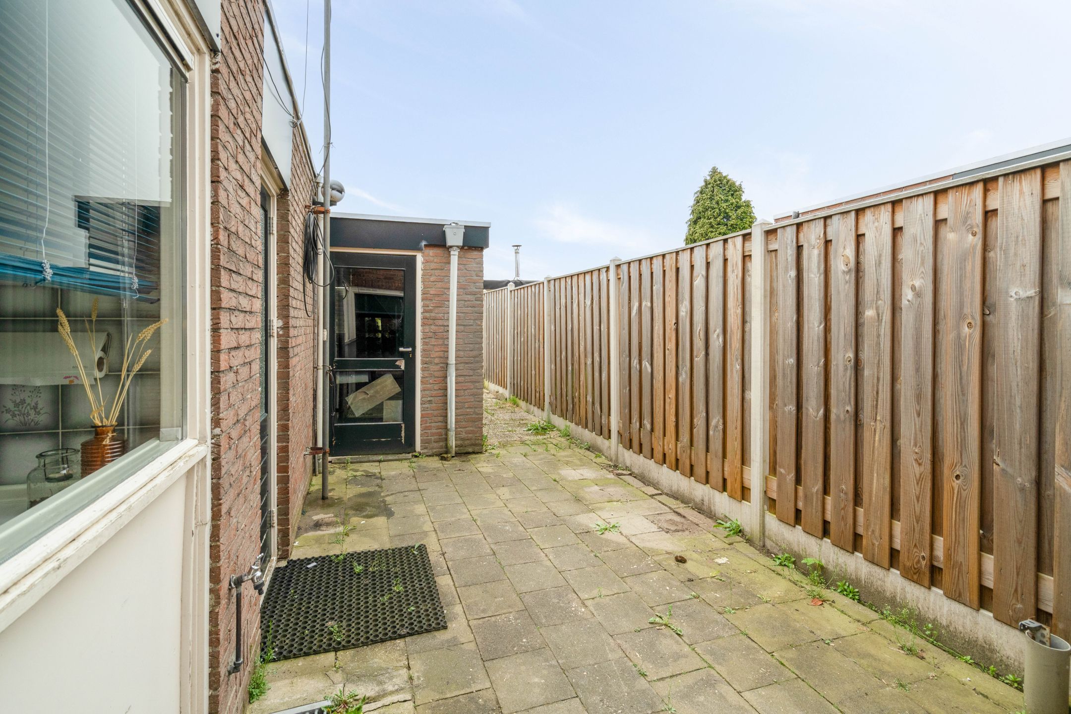 Foto 30 van Tjibbe Knolstraat 42