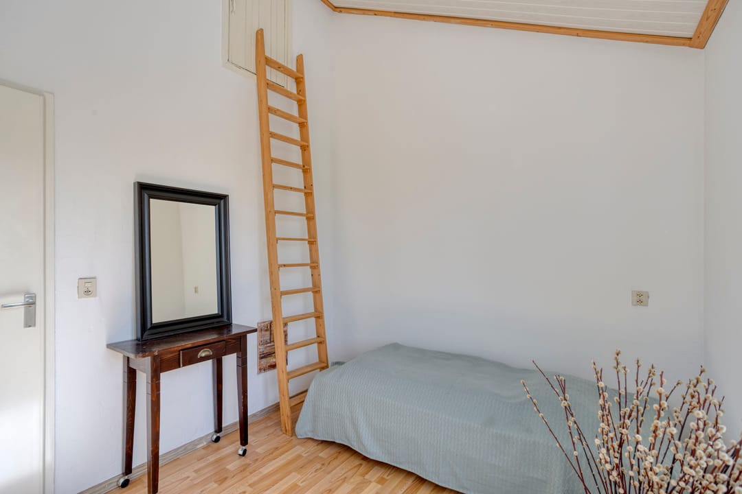 Photo 28 of Vogelwikke 11