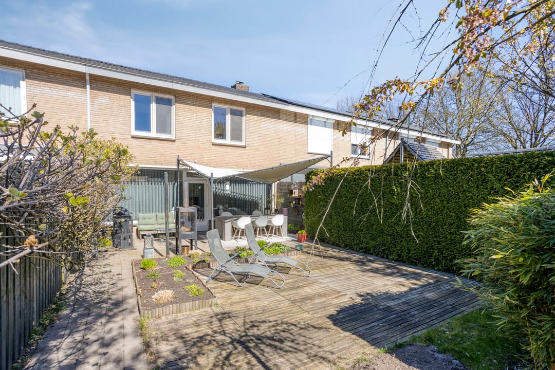 Photo 38 of Vogelwikke 11