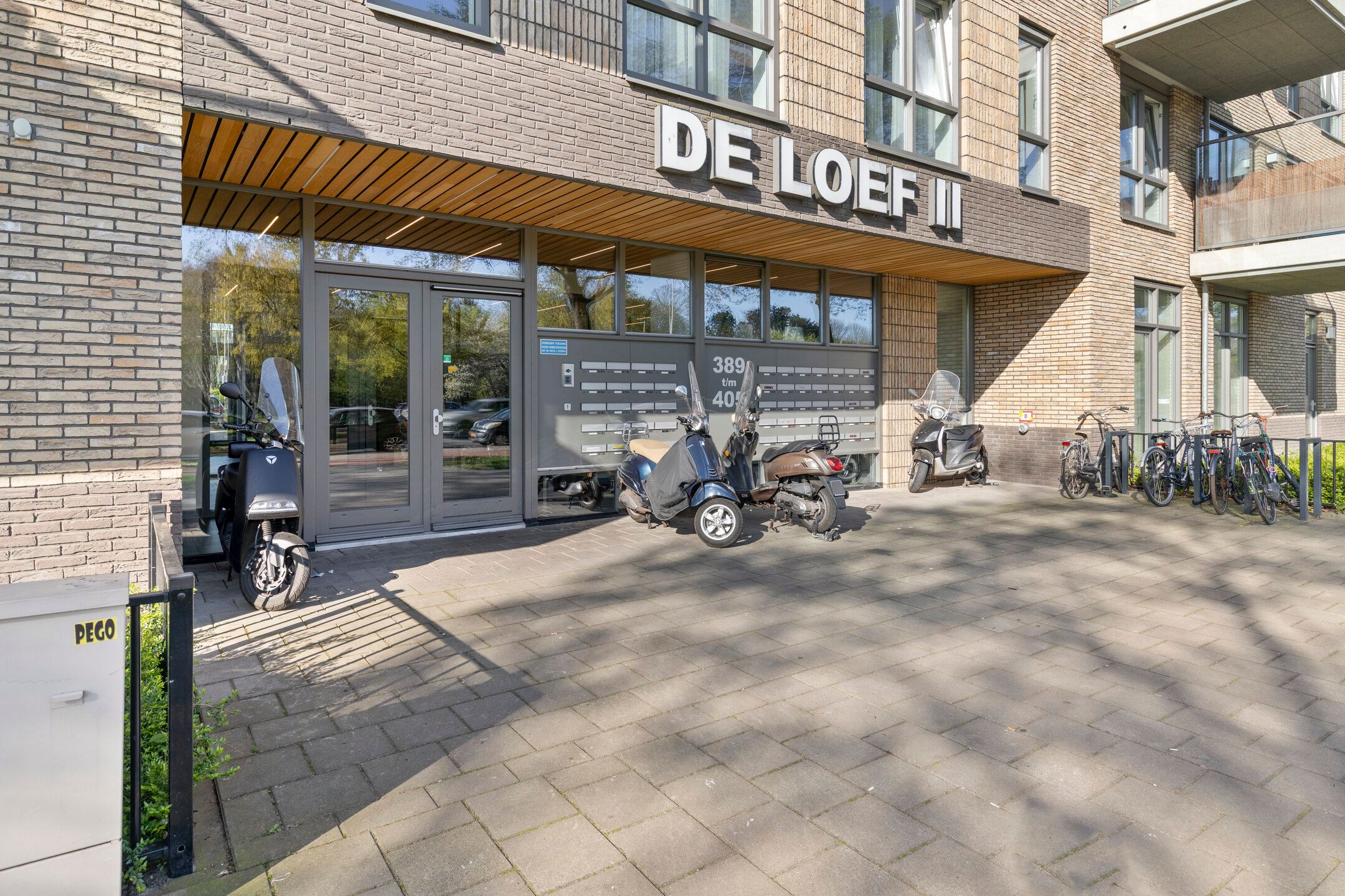 Foto 24 van Loevesteinlaan 405-A