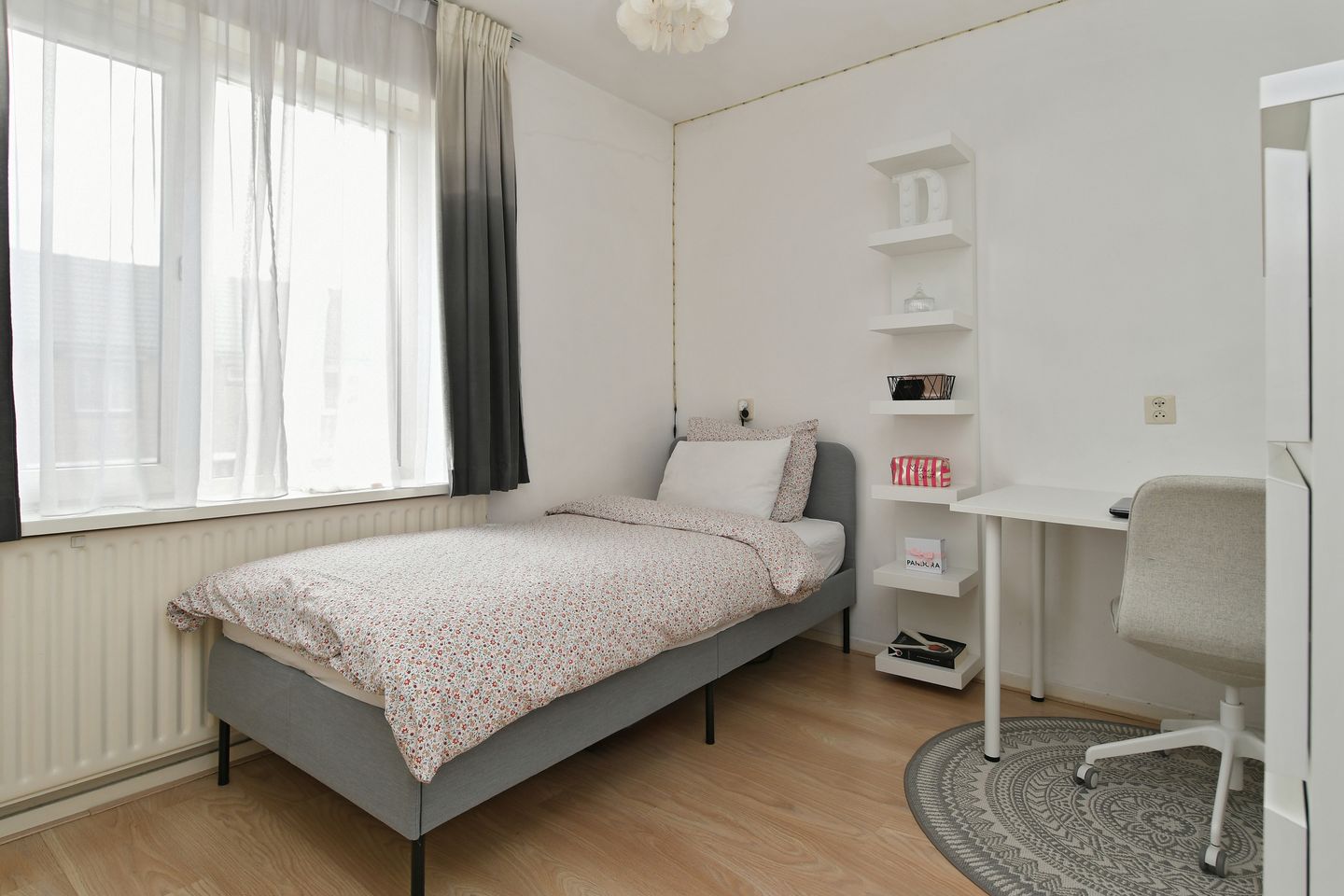 Photo 19 of Hendrik Mandestraat 6