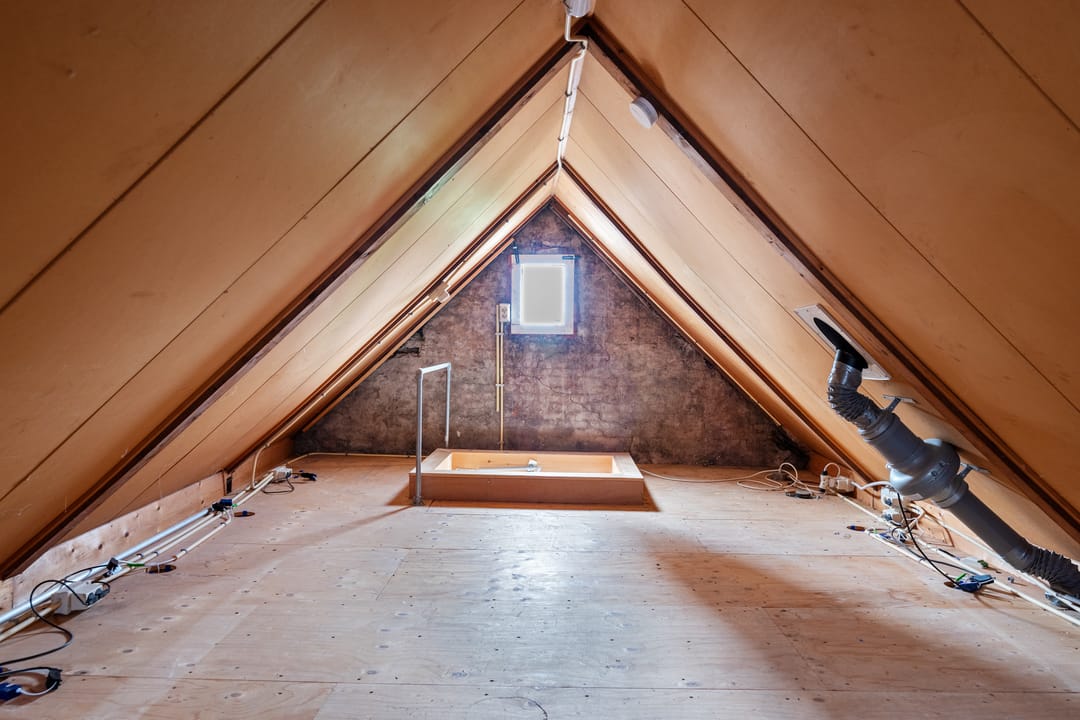Historic Monument with Commercial Space in Charming De Rijp Centre — 38