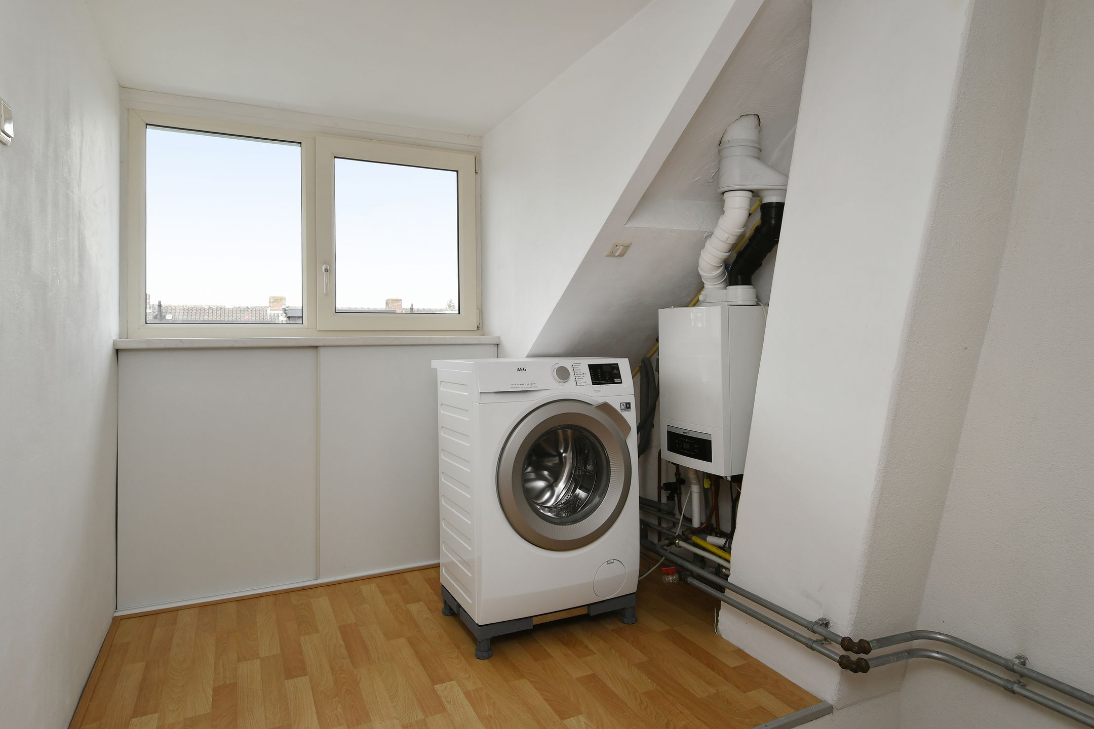 Photo 24 of Hendrik Mandestraat 6