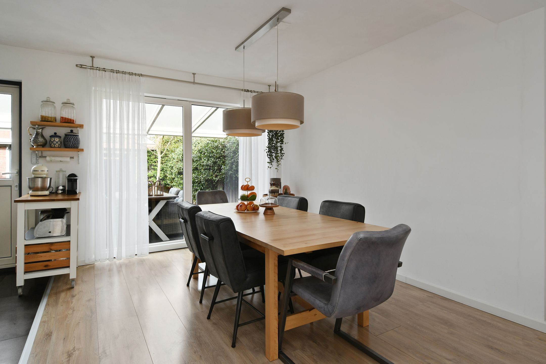 Photo 12 of Hendrik Mandestraat 6