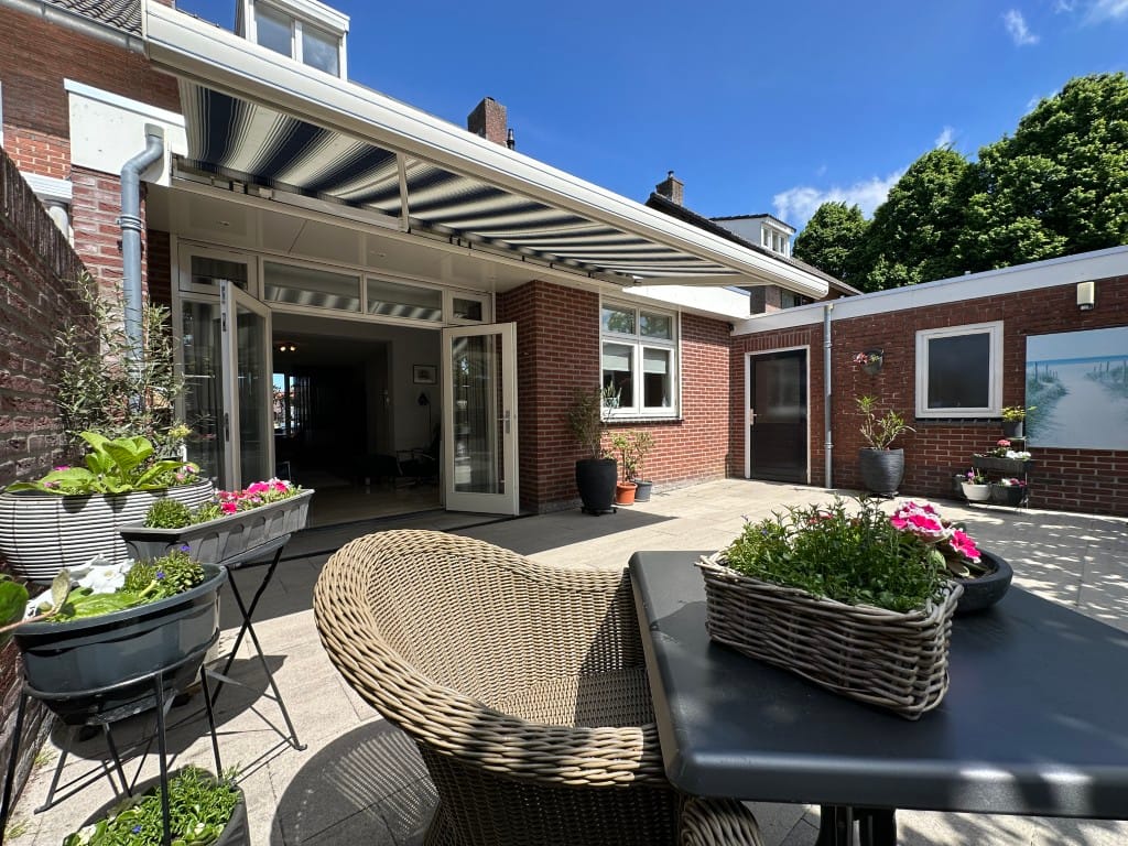 Spacious Semi-Detached Family Home with South-Facing Garden in Valkenswaard — 34