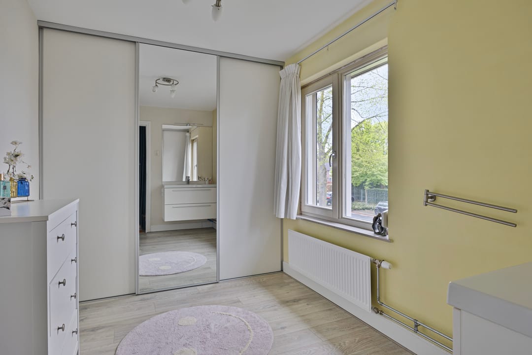 Spacious Semi-Detached Family Home with South-Facing Garden in Valkenswaard — 22