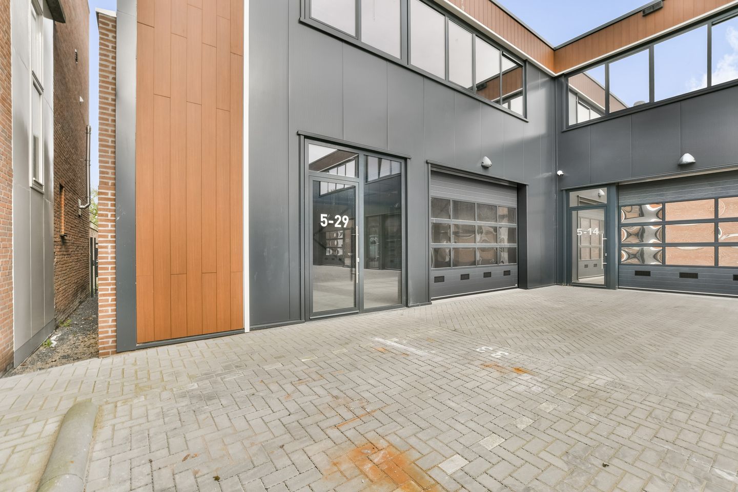 View photo 2 of Cannenburgerweg 5-29